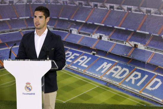 法媒：欧冠转播权在法遇冷，欧足联将二轮招标并向流媒体开放（法媒称欧冠在法版权遇冷，欧足联开启第二轮竞标并向流媒体放开）