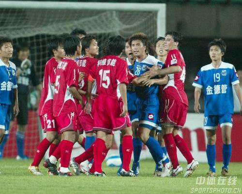 记者：虽然帕夫洛维奇无大碍，但战斯图加特他将轮休磁卡首发（记者：帕夫洛维奇伤情无虞，战斯图加特轮休；磁卡顶替首发）