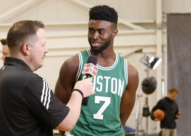 真正强的人，都很“慢”（越强大的人，步伐越从容）