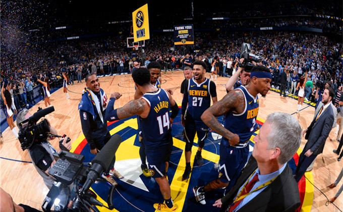 第1373期 新老对决 @米兹TheMiz 首战吉旺-埃文斯 不忘致敬老对手约翰-塞纳（第1373期 新老争锋：@米兹TheMiz 首战吉旺-埃文斯，致敬宿敌约翰-塞纳）