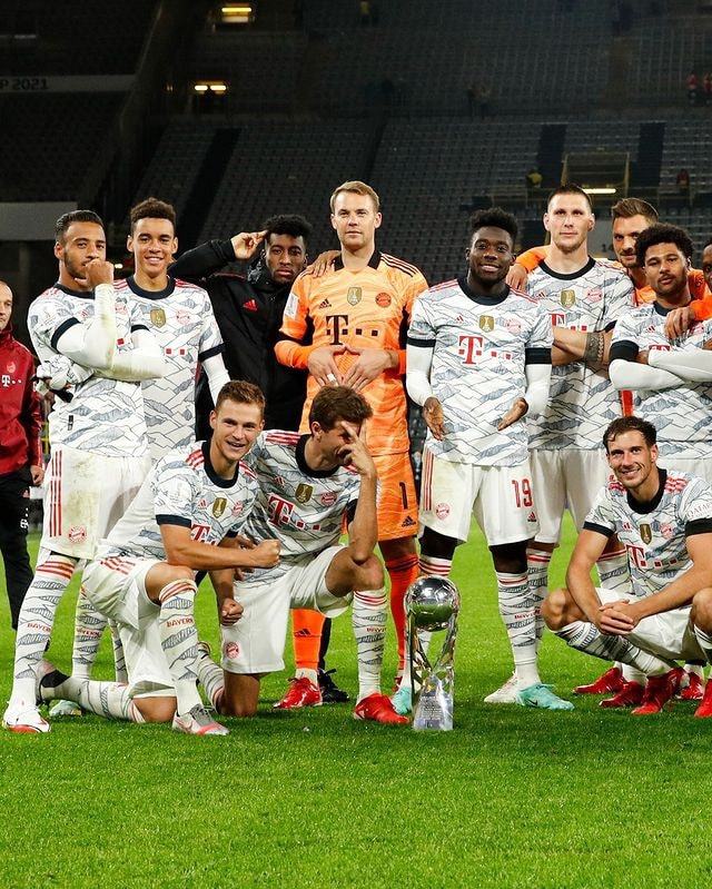 罗马诺：莱万从未考虑在1月离开巴萨，赛季结束后可能会离队（罗马诺：莱万无意一月离开巴萨，赛季末不排除离队）