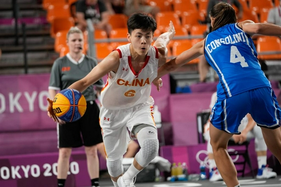 意媒：安古伊萨在喀麦隆国家队中遭遇肌肉受伤（意媒：安古伊萨随喀麦隆队期间肌肉受伤）