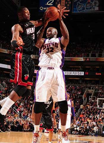 官方：法兰克福签下日本19岁后卫小杉启太，明年1月正式加盟（官宣：日本19岁后卫小杉启太签约法兰克福，明年1月入队）