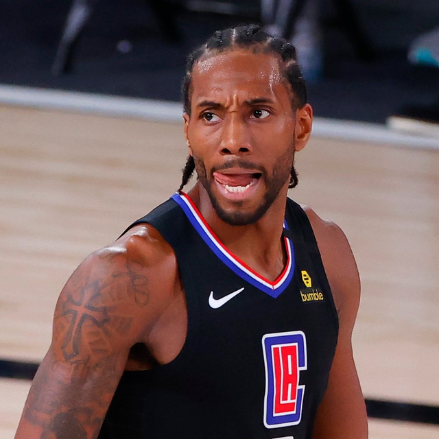 懂球帝12周年120大瞬间1／8决赛：重磅来袭，谁将通往八强？（懂球帝12周年120大瞬间1／8决战打响：谁能挺进八强？）