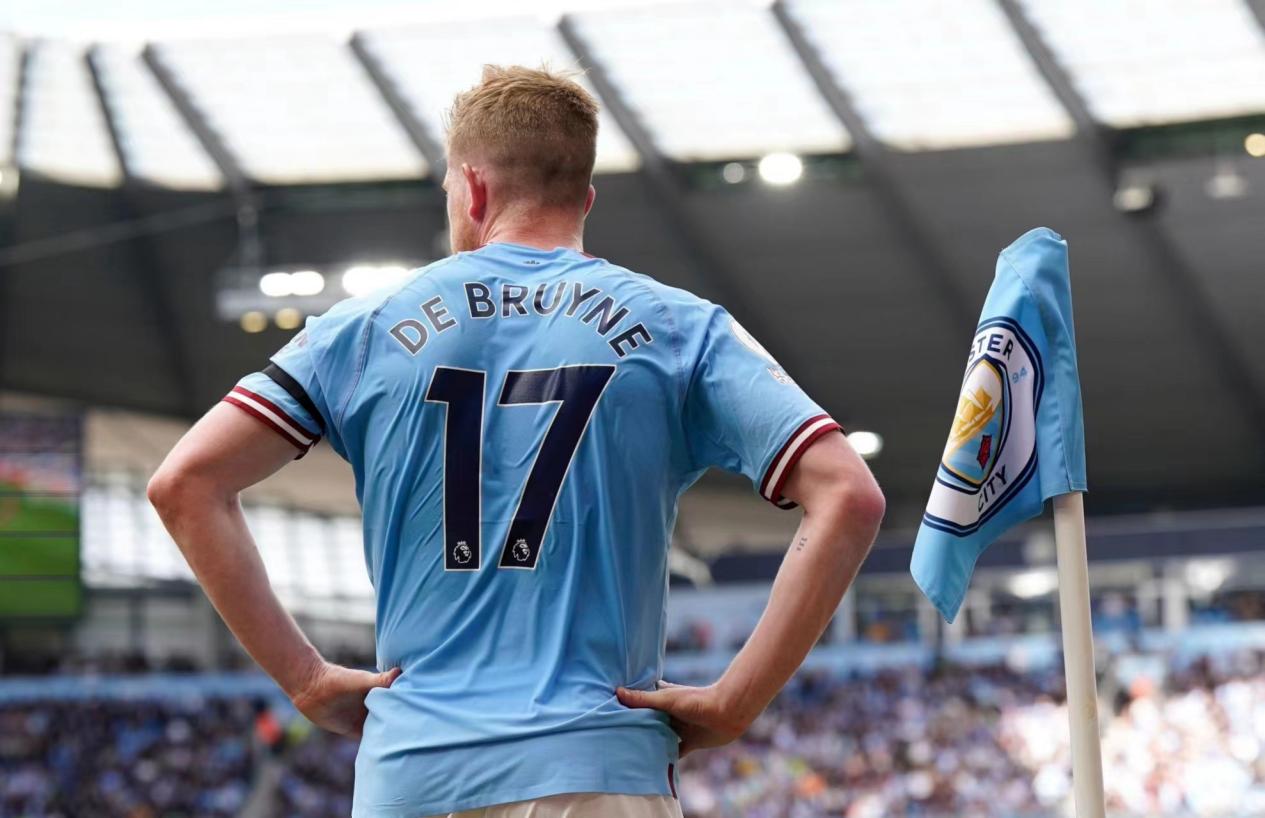 多队正在观望快船是否考虑交易祖巴茨 后者可换回潜力新星+首轮签（多队关注快船是否交易祖巴茨，其交易回报或为潜力新星加首轮签）