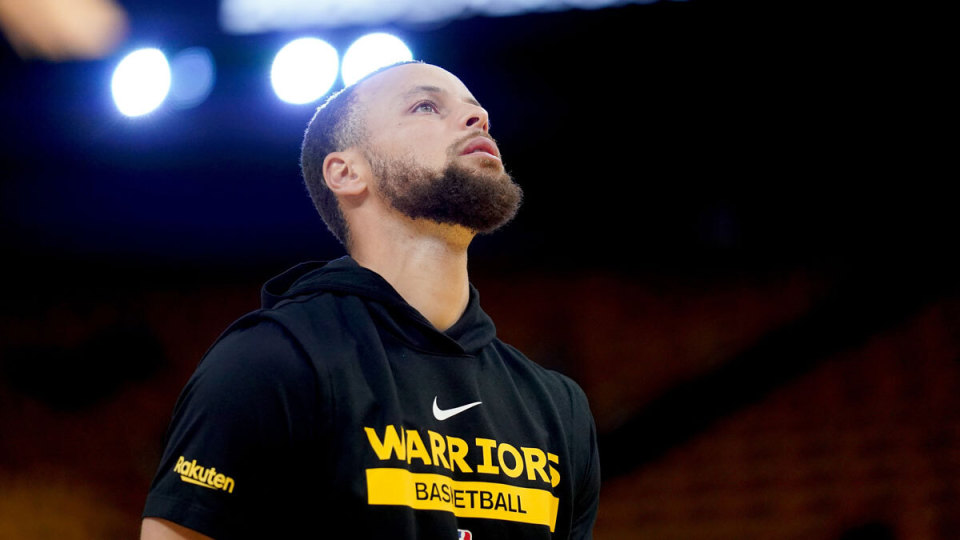 女足欧冠抽签：皇马女足对阵巴黎FC女足，胜者将战巴萨女足（女足欧冠抽签出炉：皇马女足遭遇巴黎FC，晋级者将对阵巴萨女足）