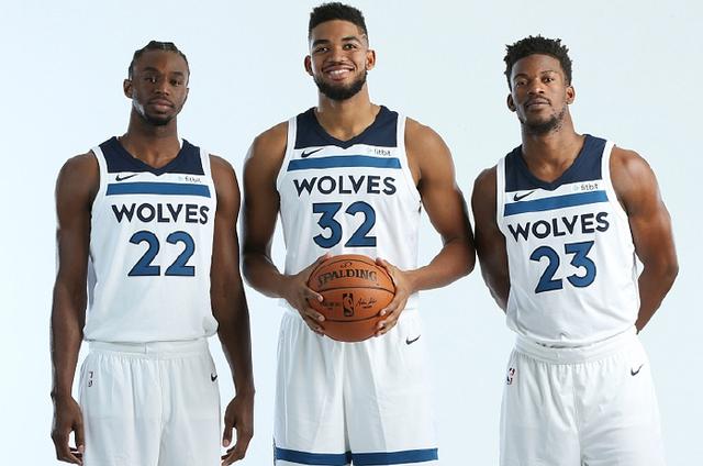 韩旭11+8+4助球队大胜，加盟后5战全胜场均净胜22分（韩旭贡献11分8篮板4助攻率队大胜，加盟后豪取5连胜场均净胜22分）